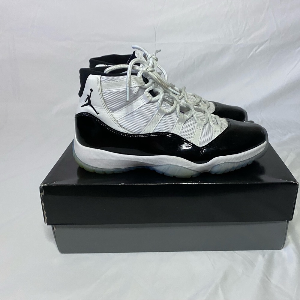 Jordan Concord 11s